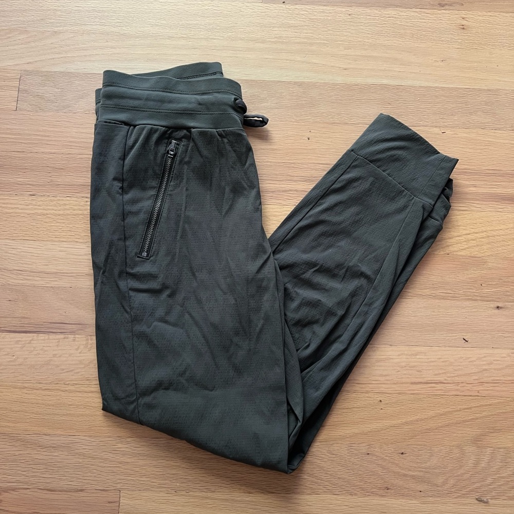 Athleta Olive Green Joggers Size 0 XS